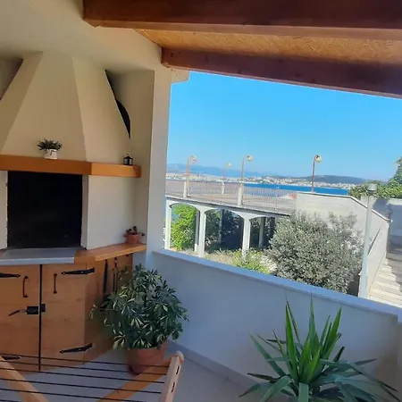 Cactus Apartment