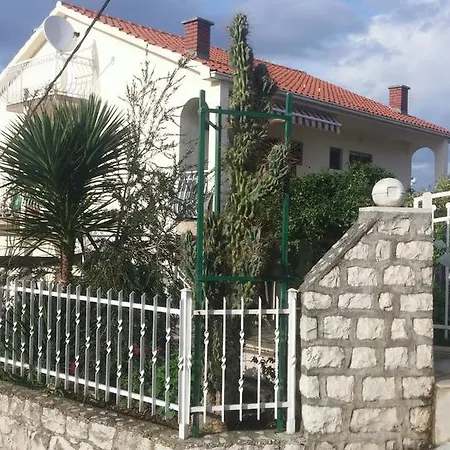 Cactus Apartament Donji Okrug (Ciovo)